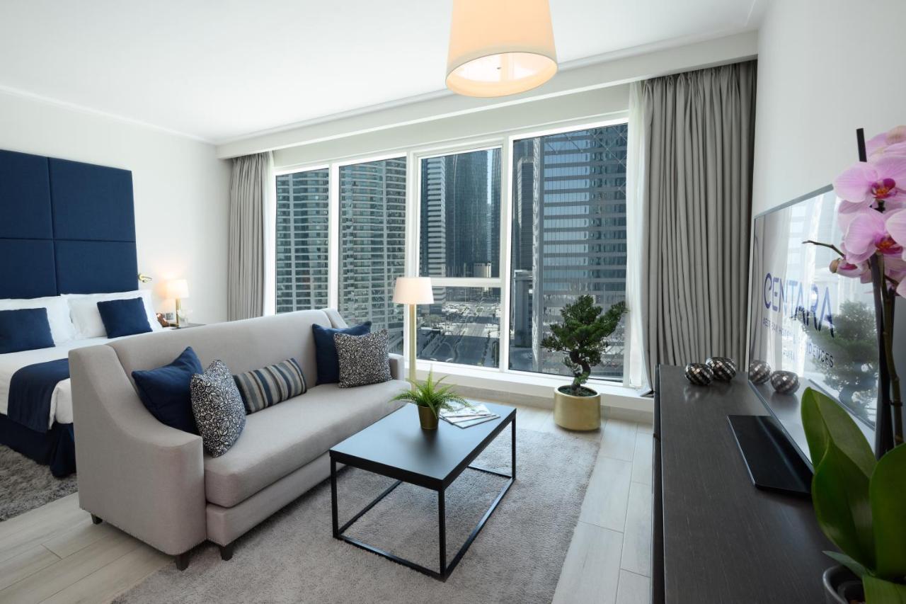 Centara West Bay Hotel&Residences Doha Exterior foto A living room in a serviced apartment in Dubai