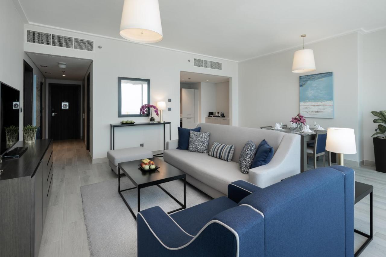 Centara West Bay Hotel&Residences Doha Exterior foto A living room at the Address Downtown Hotel