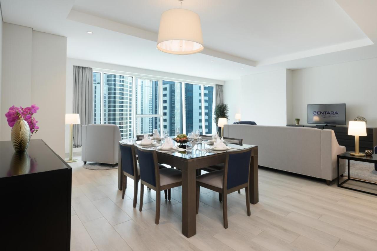 Centara West Bay Hotel&Residences Doha Exterior foto A living room at the hotel